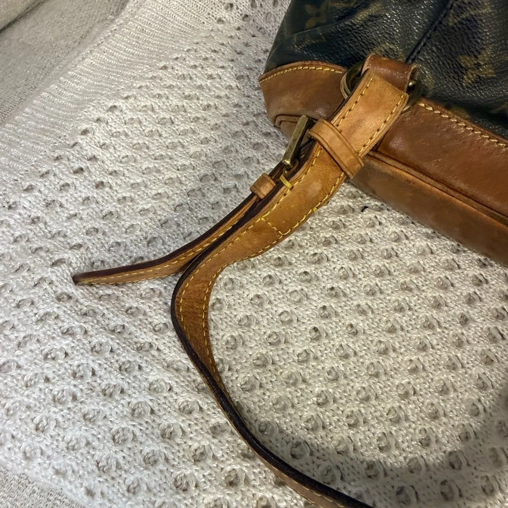 Vintage Louis Vuitton Brown Monogram Backpack - Picture 9 of 16